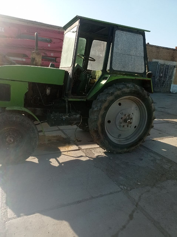 Фото лота: Traktor TTZ-80.10, фото 5 из 7