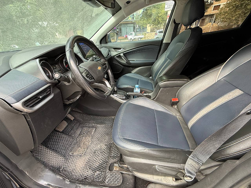 Фото лота: CHEVROLET TRACKER 2, фото 2 из 11