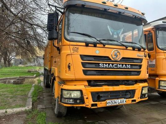 Фото лота: SHACMAN SX3256MT464T GBASPG, фото 2 из 6