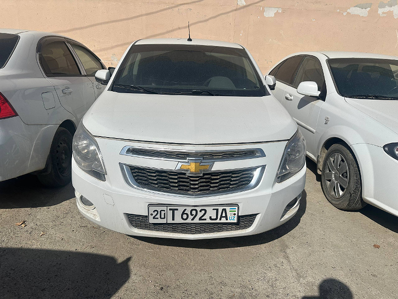 Фото лота: CHEVROLET COBALT, фото 1 из 13