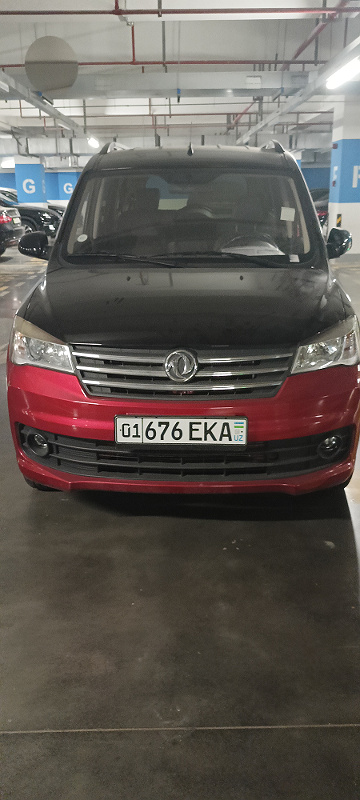 Фото лота: DONGFENG GLORY 330S, фото 1 из 11