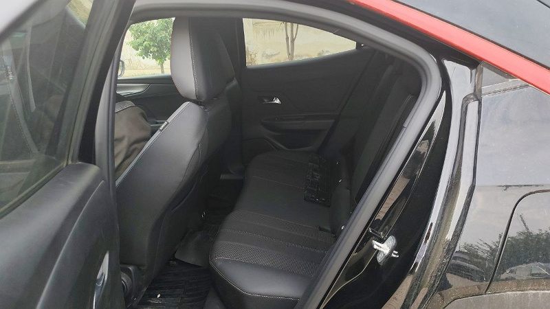 Фото лота: OPEL OPEL MOKKA, фото 4 из 7