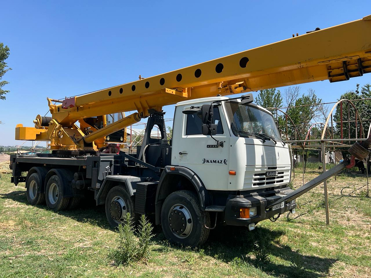 Kamaz Avtokran