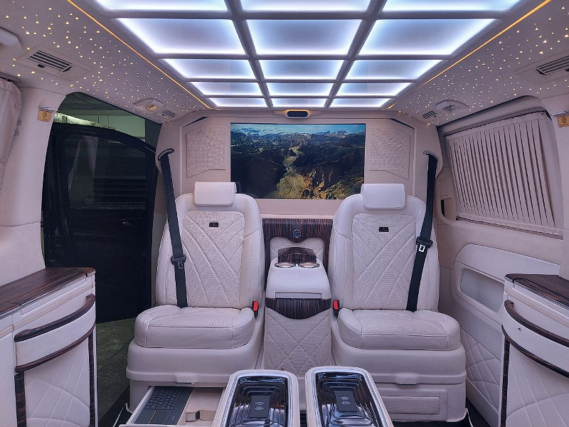 Фото лота: Mersedes Benz V Klass V300D, фото 4 из 20