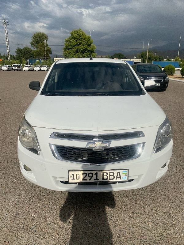 Фото лота: CHEVROLET COBALT, фото 1 из 6