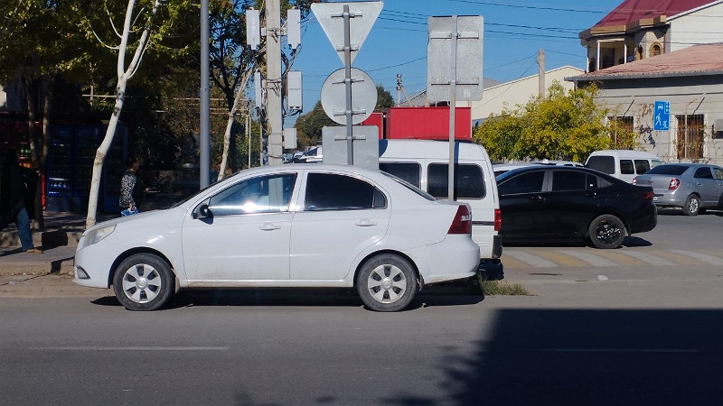 Фото лота: Chevrolet  Nexia 3 M/T, фото 4 из 9