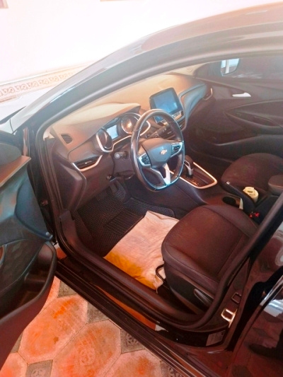 Фото лота: CHEVROLET ONIX, фото 2 из 13