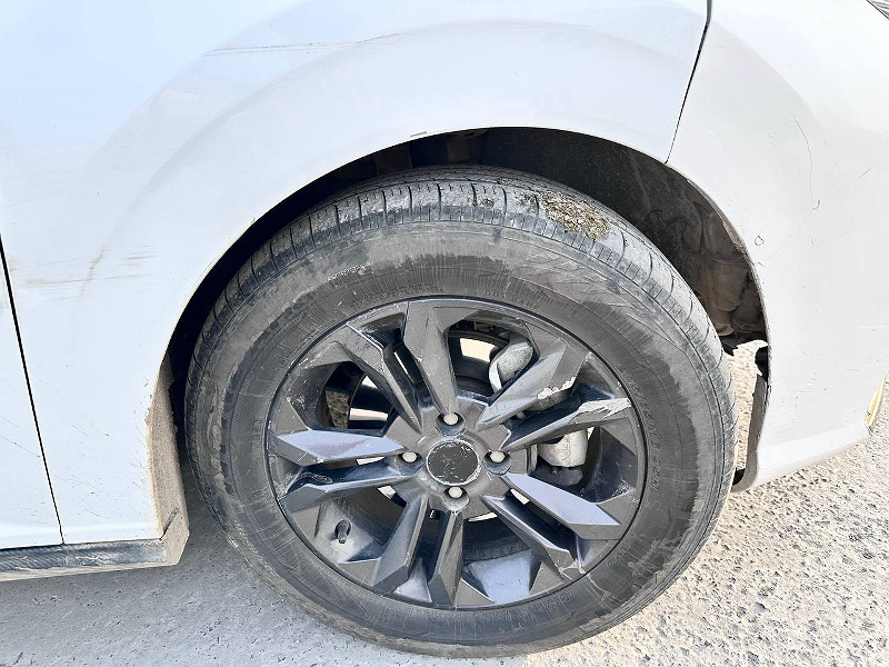 Фото лота: DONGFENG PASSENGER CAR AEOLUS, фото 7 из 7