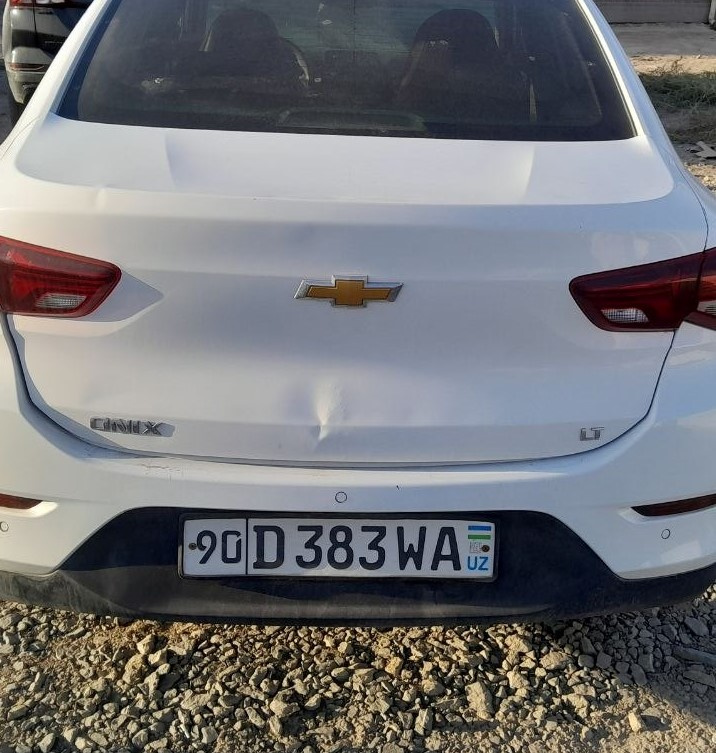 Фото лота: Chevrolet ONIX, фото 2 из 15