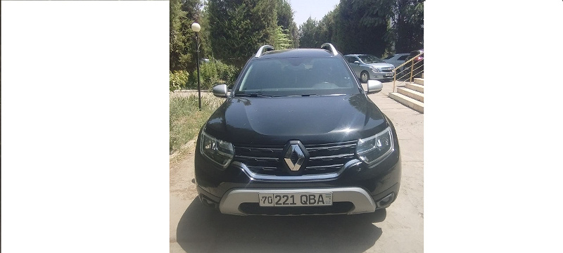 Фото лота: RENAULT DUSTER, фото 1 из 9