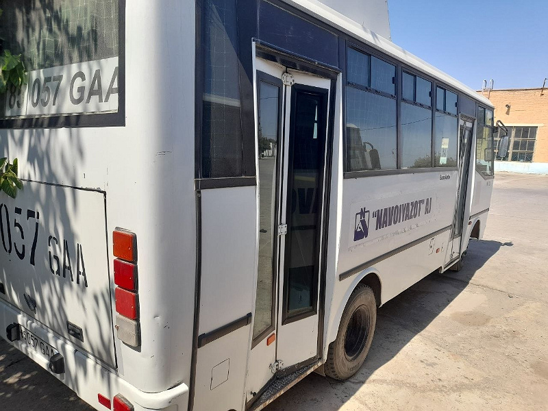 Фото лота: MIDIBUS ISUZU SAZ, фото 2 из 9