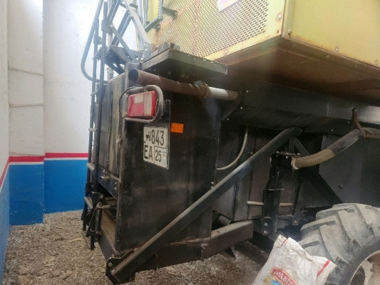 Фото лота: Traktor / Paxta terish mashinasi, фото 4 из 6