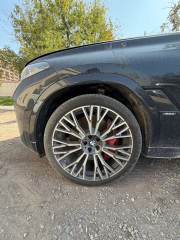 Фото лота: BMW X6 M60I XDRIVE, фото 4 из 12