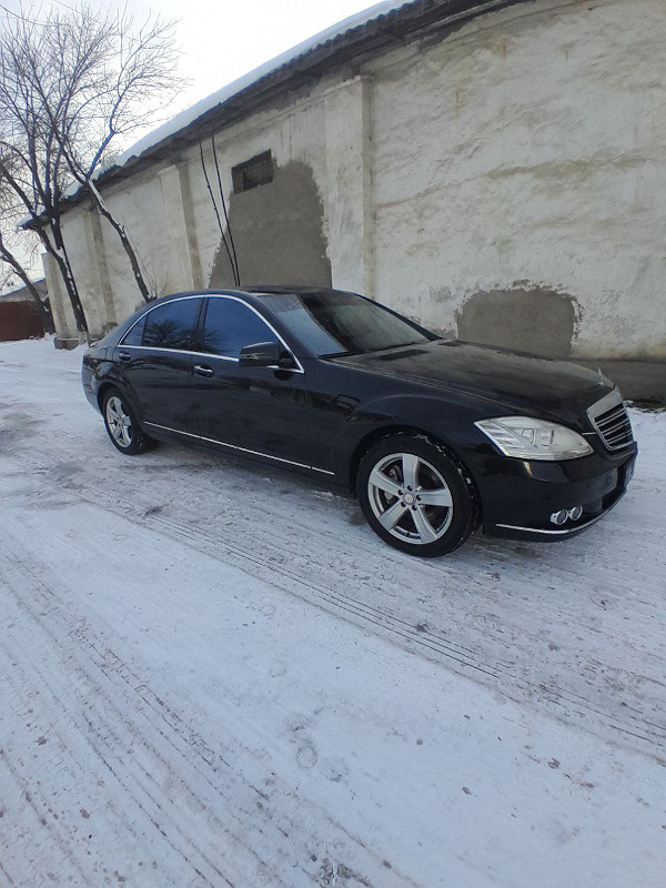 Фото лота: MERCEDES BENZ S450L 4 MATIC, фото 3 из 6