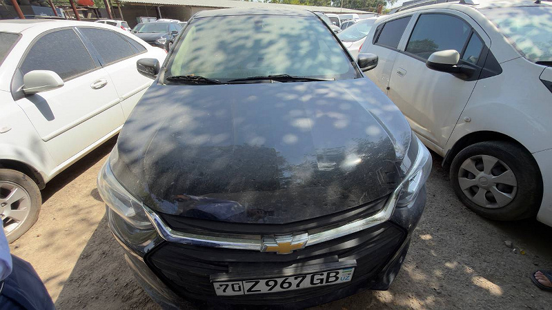 Фото лота: CHEVROLET ONIX, фото 1 из 10
