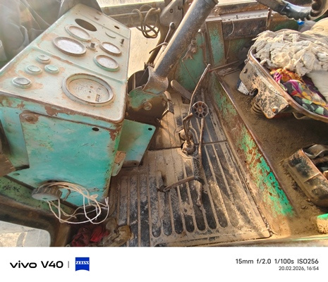 Фото лота: Трактор, фото 1 из 9