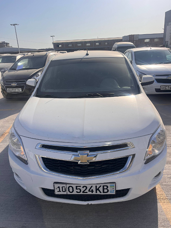 Фото лота: CHEVROLET COBALT, фото 1 из 9