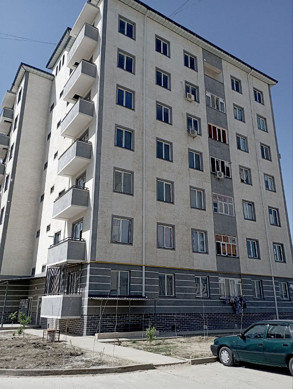 Фото лота: Квартира в многоэтажном доме, фото 1 из 3
