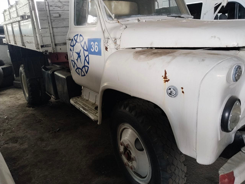 Фото лота: GAZ-53A 50-693 EAA, фото 3 из 7