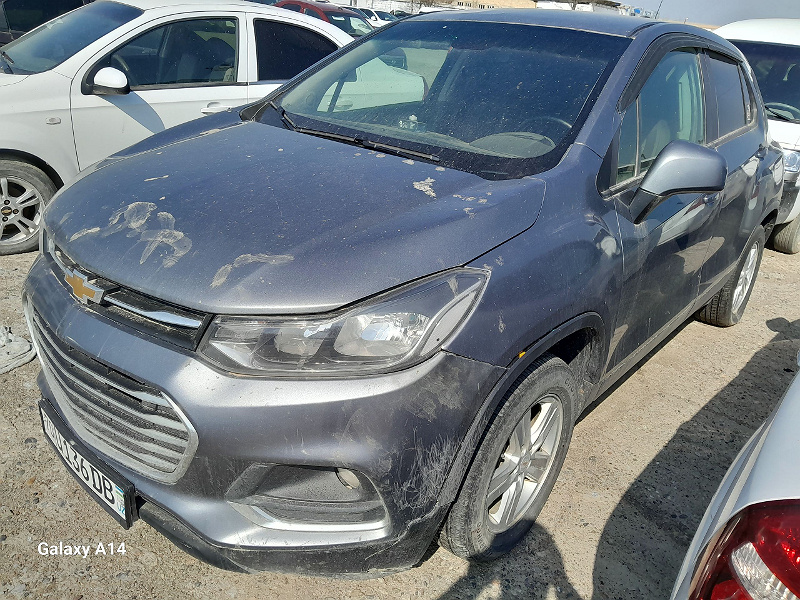 Фото лота: CHEVROLET TRACKER, фото 2 из 10