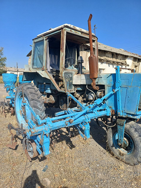 Фото лота: Traktor MT3-80X, фото 5 из 8