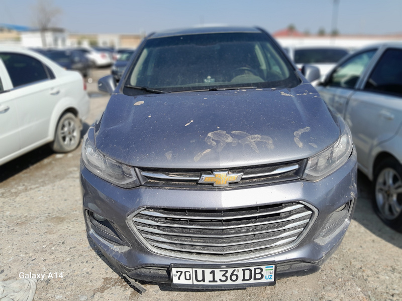 Фото лота: CHEVROLET TRACKER, фото 1 из 10
