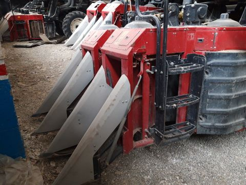 Фото лота: Traktor / Paxta terish mashinasi, фото 4 из 7