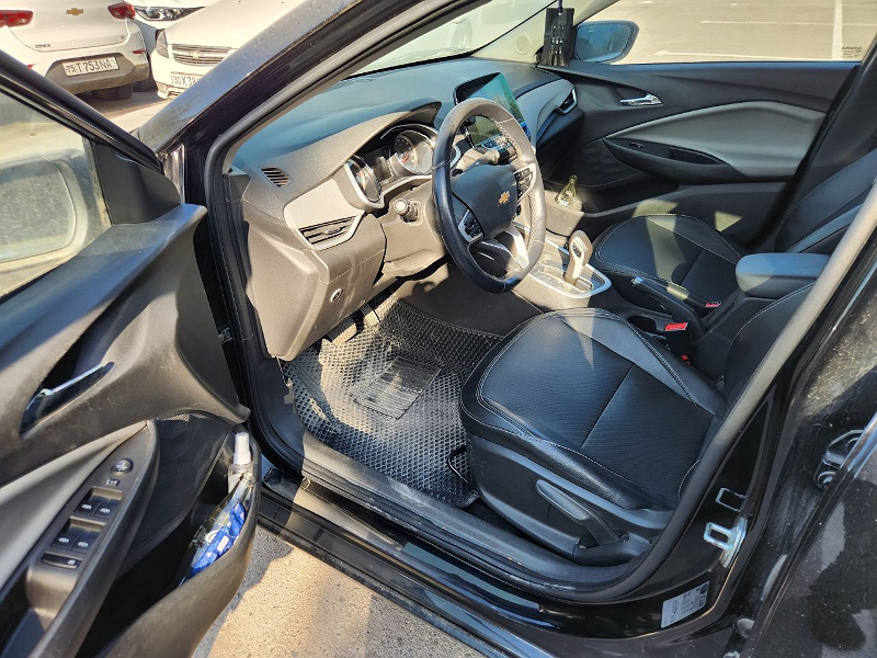 Фото лота: CHEVROLET ONIX, фото 6 из 14