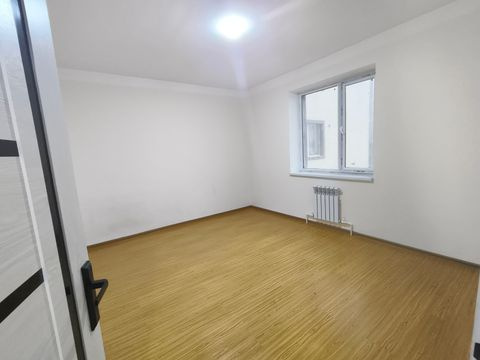 Фото лота: Квартира в многоэтажном доме, фото 3 из 7