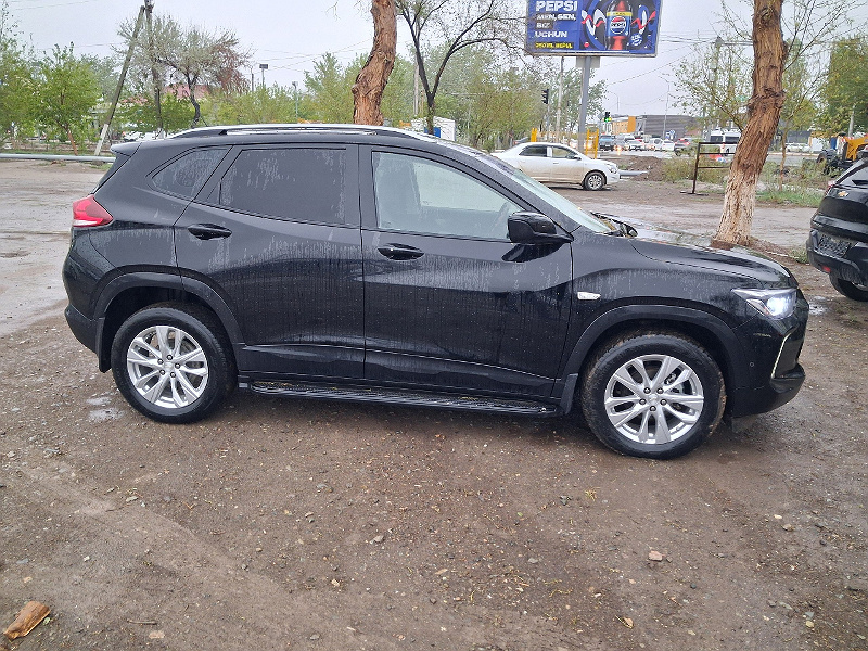 Фото лота: CHEVROLET TRACKER-2, фото 6 из 6