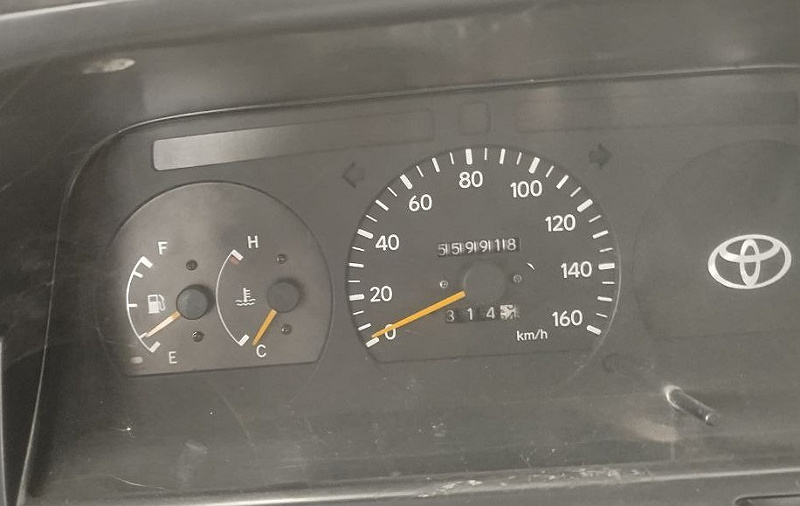 Фото лота: TOYOTA HIACE, фото 2 из 6