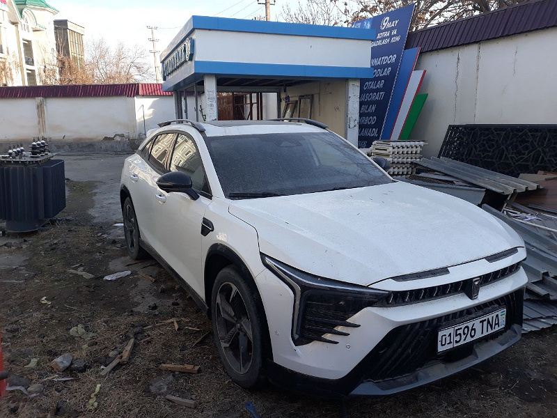 Фото лота: FAW CAR BESTUNE B70S2,0TATYUXIA, фото 3 из 6