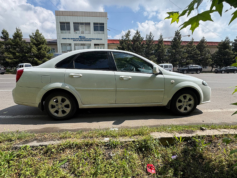 Фото лота: Chevrolet Lacetti 2, фото 7 из 7