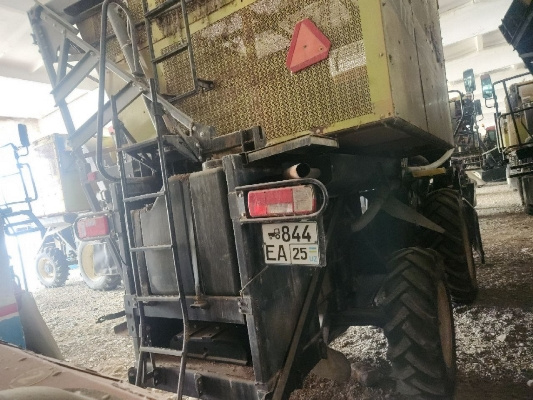 Фото лота: Traktor / Paxta terish mashinasi, фото 4 из 6