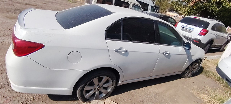 Фото лота: CHEVROLET EPICA, фото 7 из 8