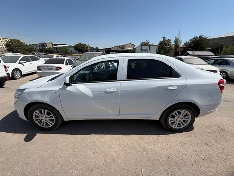 Фото лота: CHEVROLET COBALT, фото 4 из 10