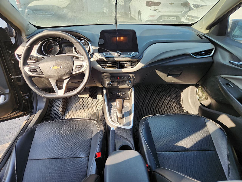 Фото лота: CHEVROLET ONIX, фото 8 из 14