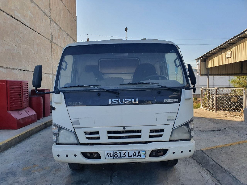 Фото лота: ISUZU NQR 71 PL, фото 1 из 6
