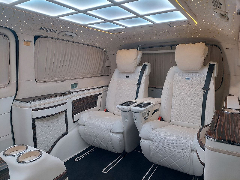 Фото лота: Mersedes Benz V Klass V300D, фото 10 из 20