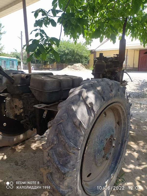 Фото лота: TRAKTOR MTZ-80X, фото 3 из 4