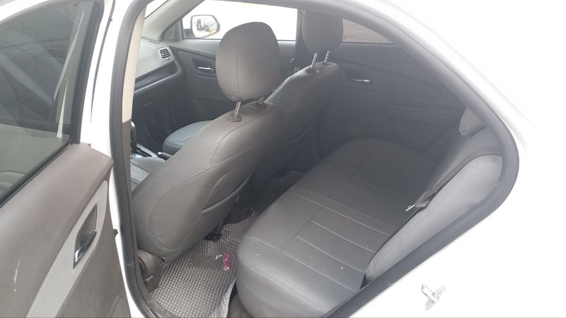 Фото лота: CHEVROLET COBALT, фото 8 из 11