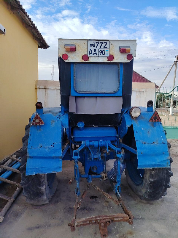 Фото лота: Traktor T-28X4MC, фото 3 из 4
