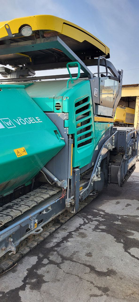 VOGELE SUPER 1300-3