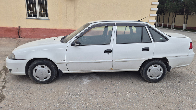 Фото лота: CHevrolet Nexia Sonc, фото 1 из 10