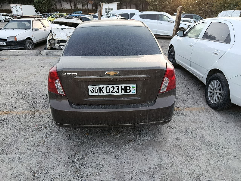 Фото лота: CHEVROLET LACETTI, фото 10 из 10