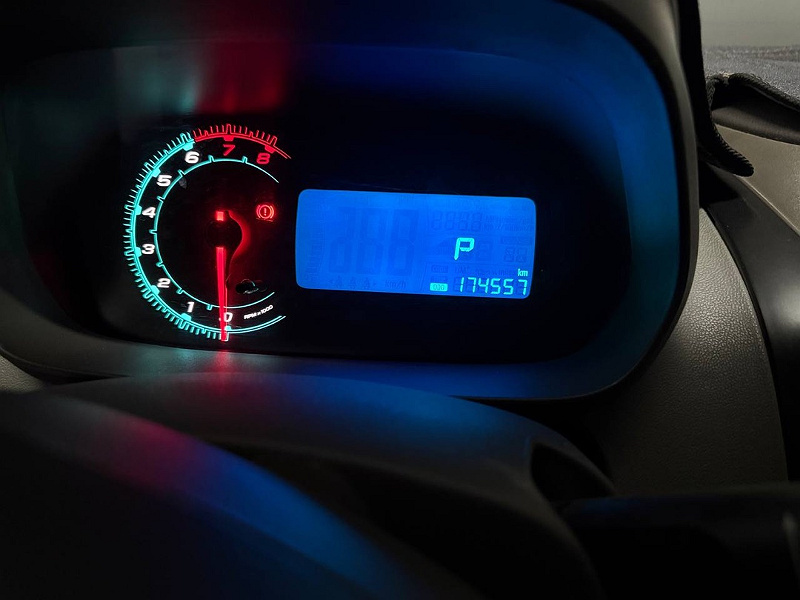 Фото лота: CHEVROLET COBALT, фото 2 из 8