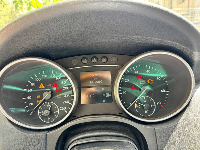 Фото лота: Mercedes-Benz/ML500 AMG, фото 3 из 14