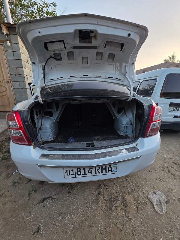 Фото лота: CHEVROLET COBALT, фото 5 из 7