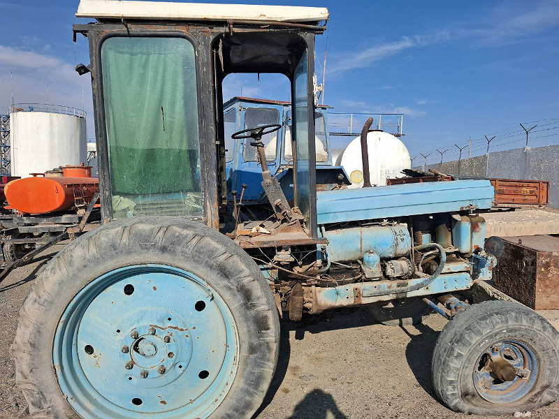 Фото лота: Traktor T-28X4MC, фото 3 из 4