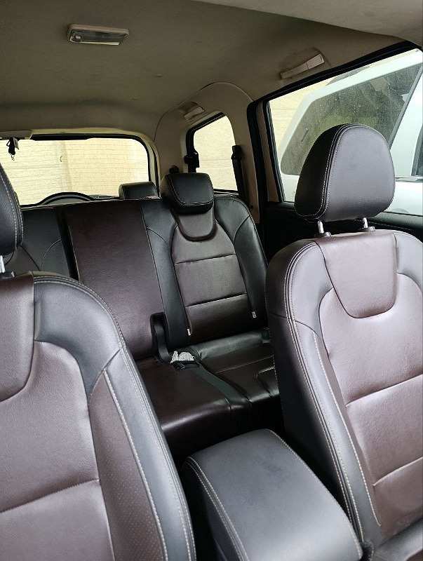 Фото лота: DONGFENG GLORY 330S DXK6440AFF, фото 3 из 9